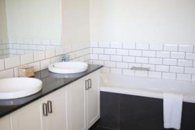 3 Bedroom Apartment / Flat to Rent in Upington Central-12