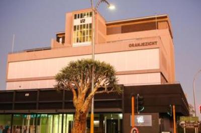 3 Bedroom Apartment / Flat to Rent in Upington Central-13