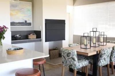 3 Bedroom Apartment / Flat to Rent in Upington Central-2