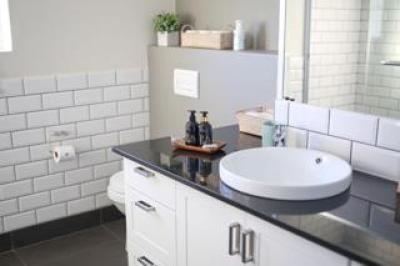 3 Bedroom Apartment / Flat to Rent in Upington Central-9