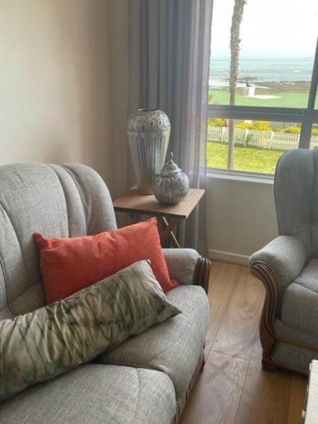 3 Bedroom Apartment in Greenways Golf Estate-19