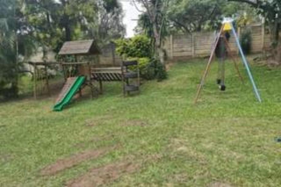 2.5 Bedroom Apartment / Flat for Sale in Northdene-1