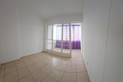 2.5 Bedroom Apartment / Flat for Sale in Northdene-10