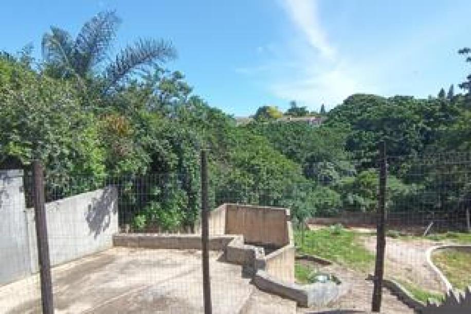 1 Bedroom Apartment / Flat for Sale in Westville-5