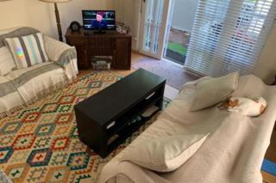 1 Bedroom Apartment / Flat to Rent in Vredehoek-14