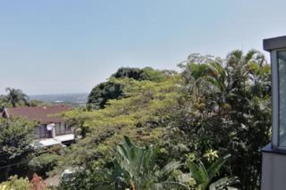 1.5 Bedroom Apartment / Flat to Rent in Glenwood-12