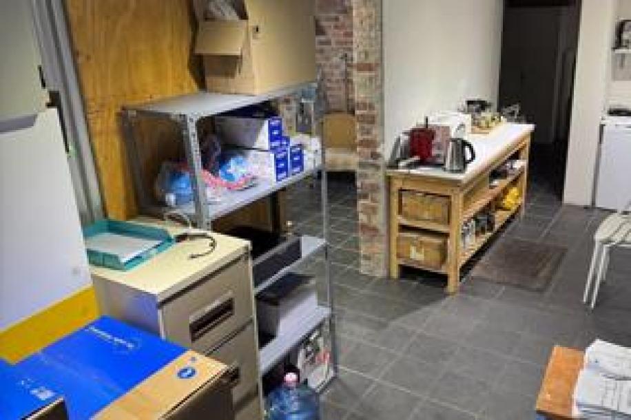 Commercial Property to Rent in Somerset West Mall Triangle-7