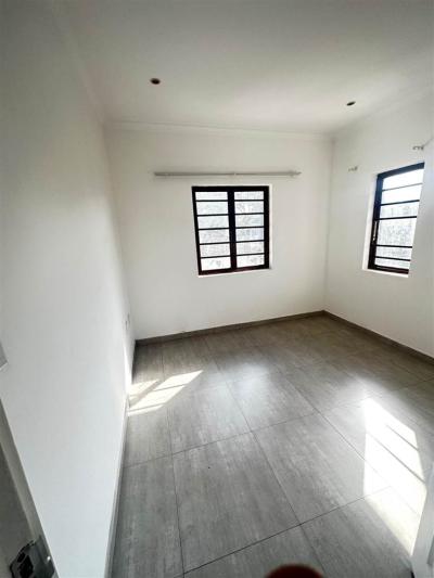 3 Bed Apartment in Durban North-8
