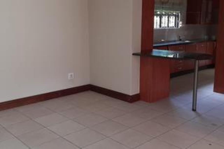 3 Bedroom House to Rent in Bassonia Estate-4