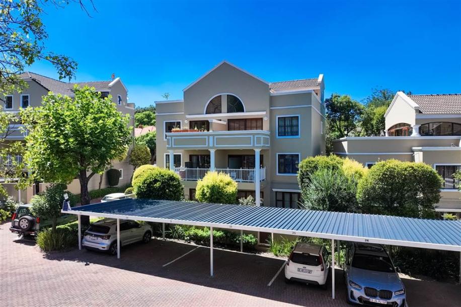 2 Bedroom Apartment in Saxonwold-20