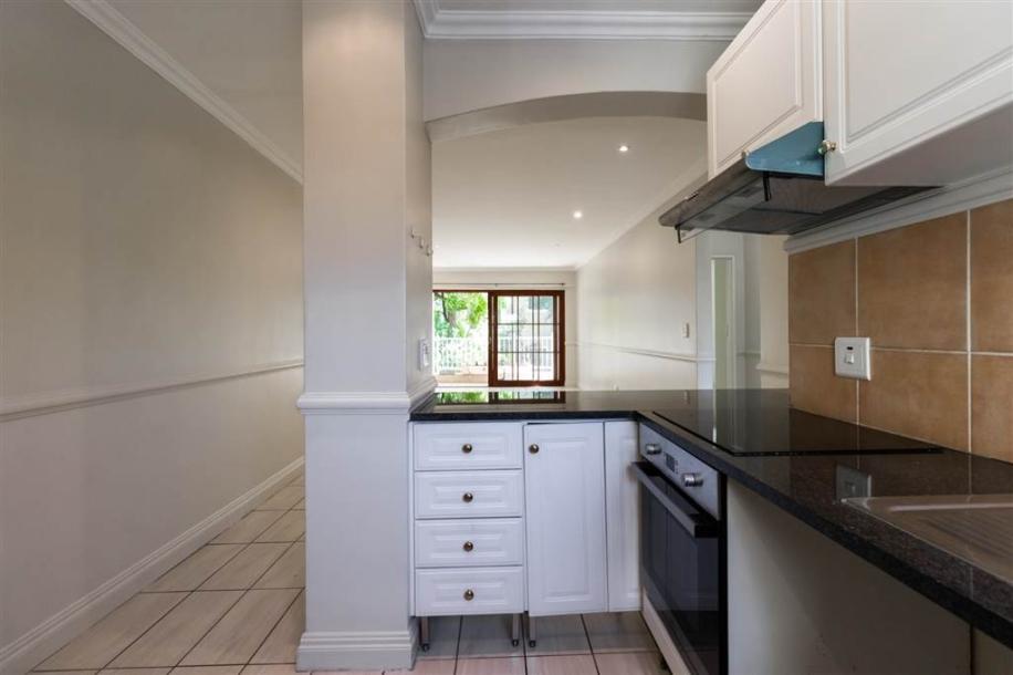 2 Bedroom Apartment in Saxonwold-10