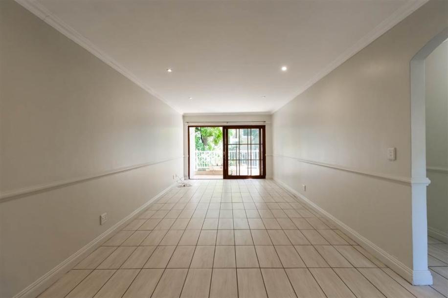 2 Bedroom Apartment in Saxonwold-9