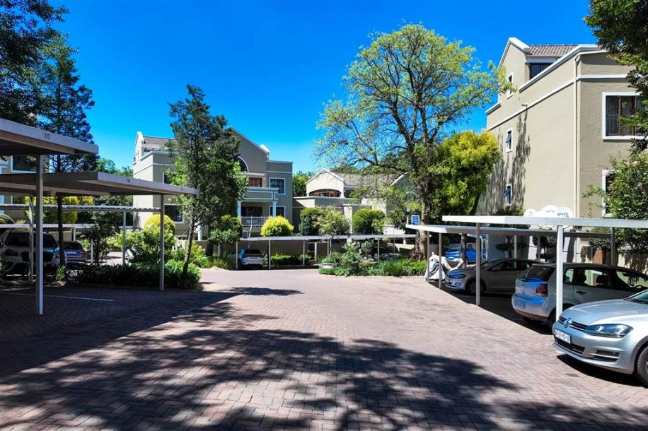 2 Bedroom Apartment in Saxonwold-17