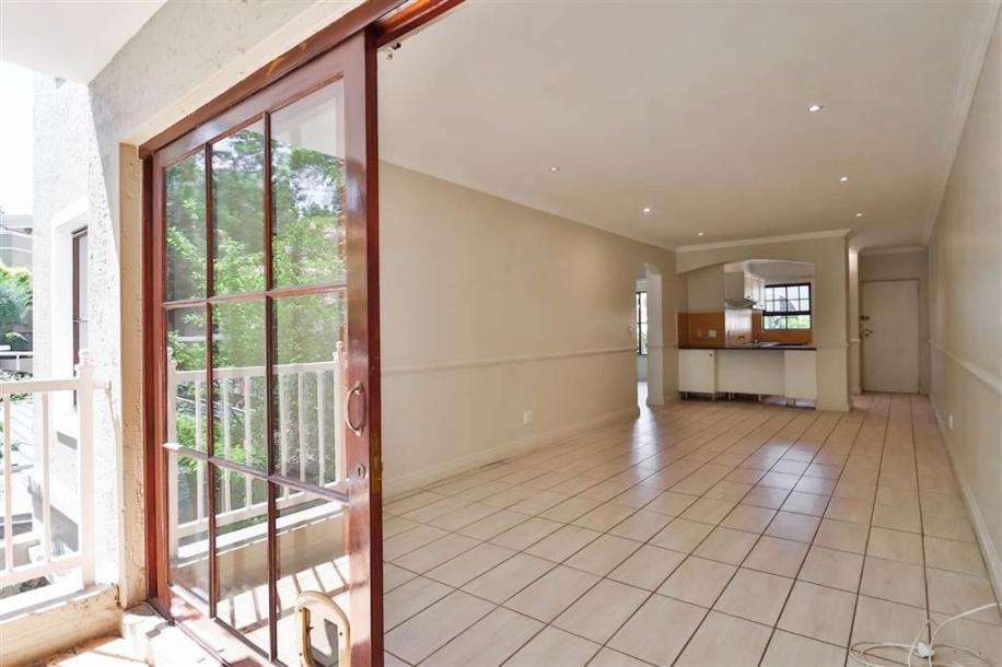 2 Bedroom Apartment in Saxonwold-15