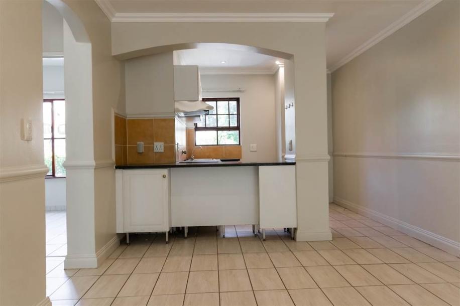 2 Bedroom Apartment in Saxonwold-14
