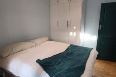 2 Bedroom Apartment / Flat to Rent in Bo Kaap