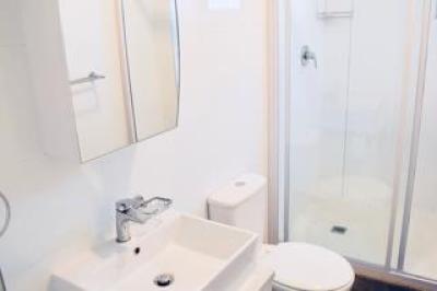 2 Bedroom Apartment / Flat to Rent in Gardens