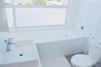 2 Bedroom Apartment / Flat to Rent in Gardens