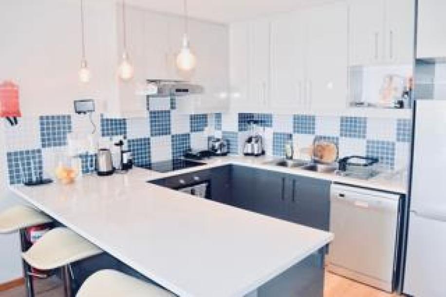 2 Bedroom Apartment / Flat to Rent in Gardens-9