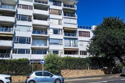 1 Bedroom Apartment / Flat to Rent in Tamboerskloof