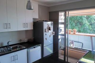 1 Bedroom Apartment / Flat to Rent in Tamboerskloof