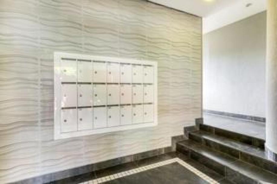 2 Bedroom Apartment / Flat to Rent in Gardens-18