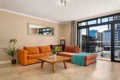 1 Bedroom Apartment / Flat to Rent in De Waterkant