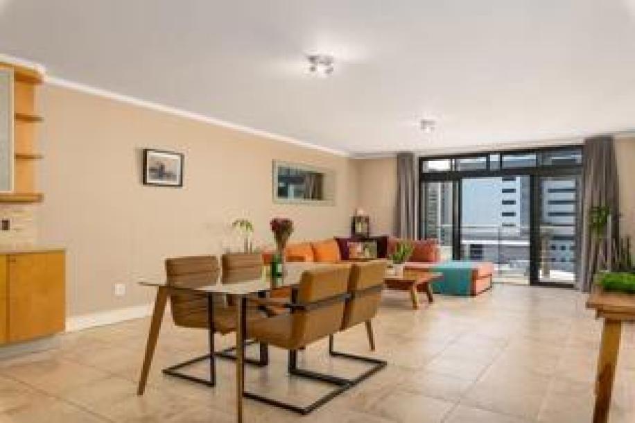 1 Bedroom Apartment / Flat to Rent in De Waterkant-15