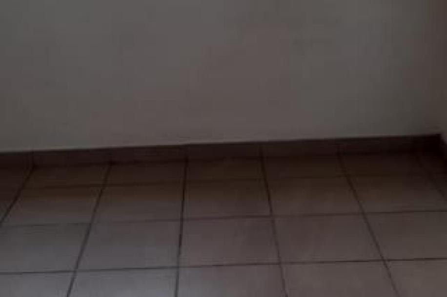 2 Bedroom Townhouse to Rent in Albertsdal-11