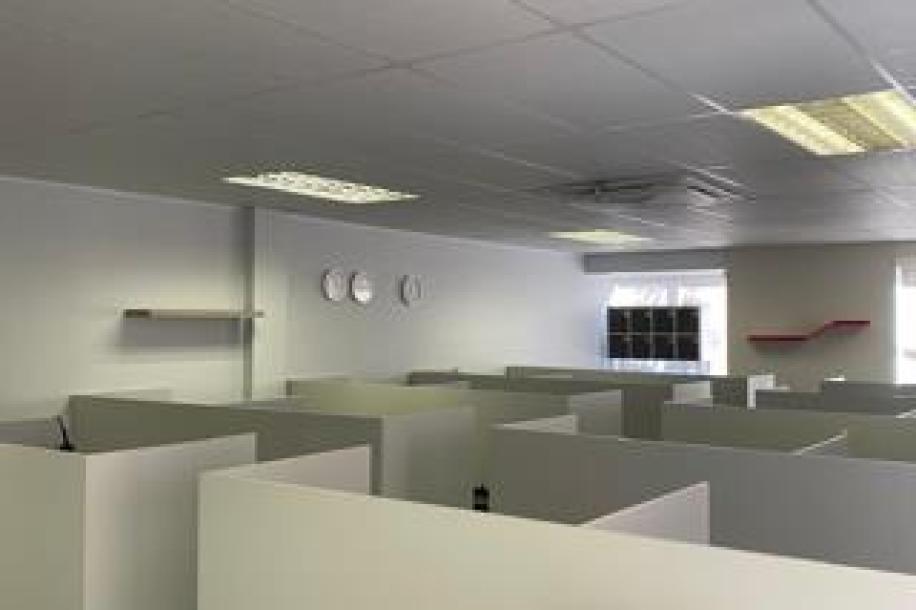 Commercial Property to Rent in Somerset West Mall Triangle-5