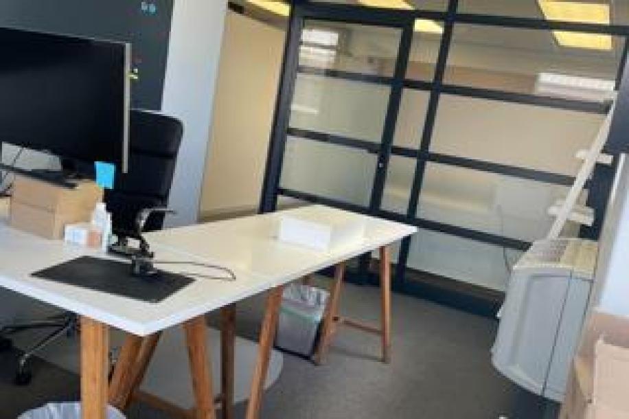 Commercial Property to Rent in Somerset West Mall Triangle-10