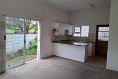 3 Bedroom Townhouse to Rent in Somerset Ridge-3