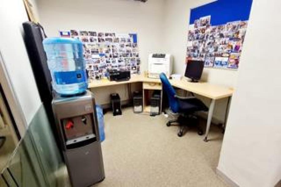 Commercial Property to Rent in Gardens-8