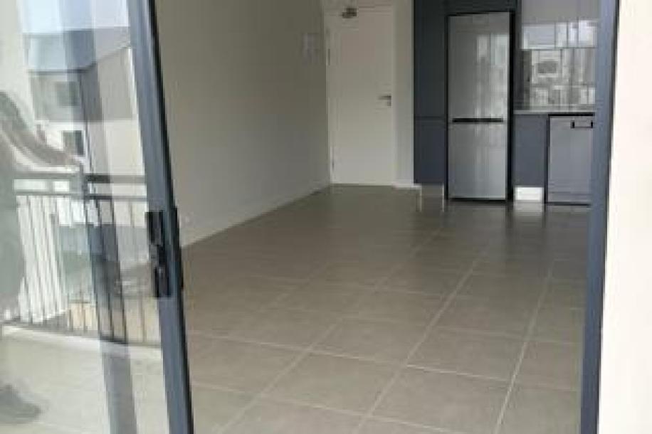 2 Bedroom Apartment / Flat to Rent in The Huntsman-4