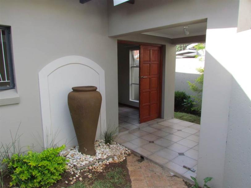 2 Bedroom Townhouse in Allen Grove-1